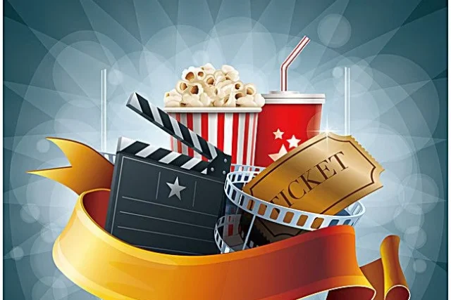 Celular exibindo aplicativos gratuitos de filmes disponíveis no Brasil